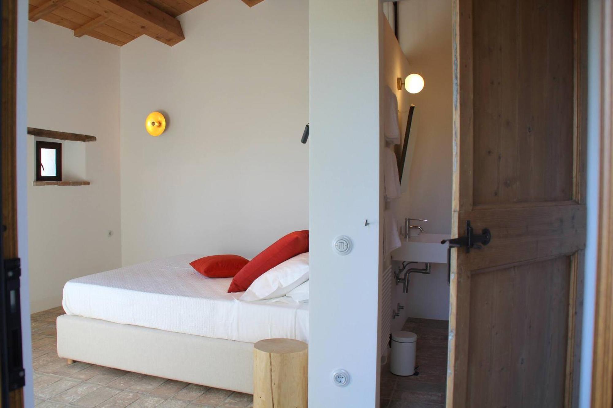 Borgo Calbianco - Private House With Pool & Airco Villa Cerreto Castello Exteriör bild