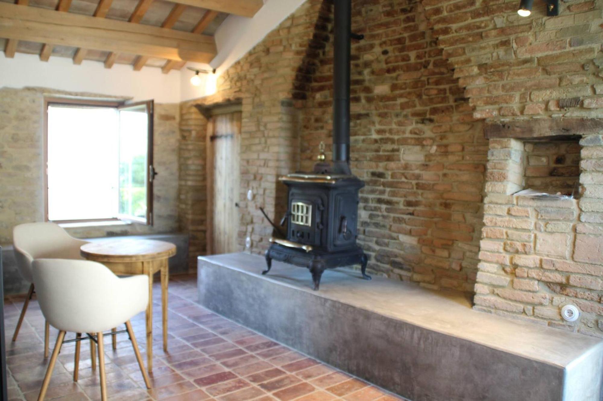 Borgo Calbianco - Private House With Pool & Airco Villa Cerreto Castello Exteriör bild