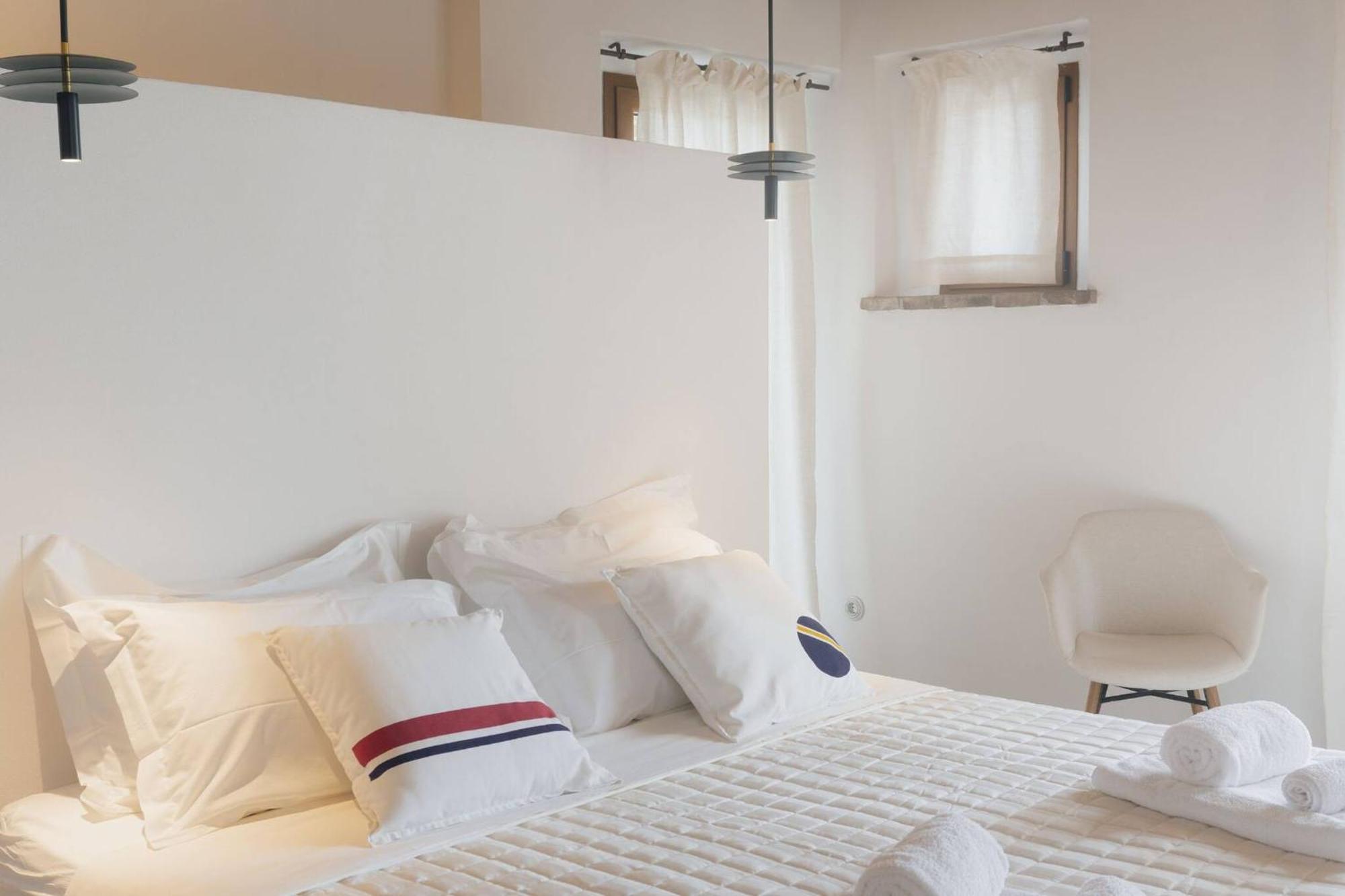 Borgo Calbianco - Private House With Pool & Airco Villa Cerreto Castello Exteriör bild